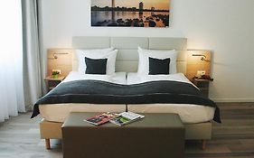 Four Stars By City Hotel